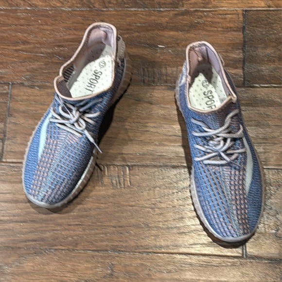 🩷On Hold!🩷 These fit like a 10!!! Women's Blue Sneakers (BRAND NEW!) - Picture 8 of 8